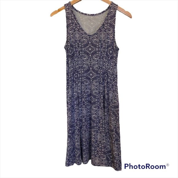Garnet Hill Dresses & Skirts - Garnet hill casual blue‎ and white dress sleeveless xs